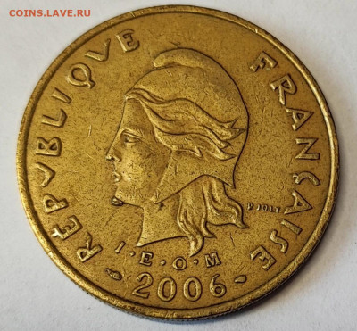 100 фр Французская Полинезия 2006 до 21.00 МСК 14.08.23 - 1691479558227