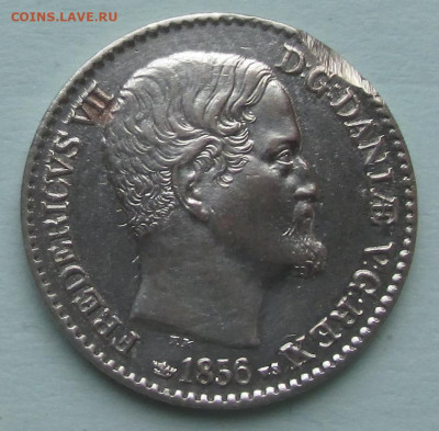 4 скиллинга (ригсмёнта) 1856 года 22-00 28.08.2023 - 4 дания.JPG
