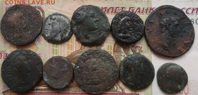 Десять "уставших" медных античныъ монет. - 1