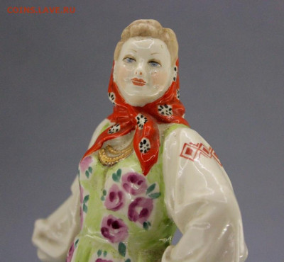 Фарфоровая статуэтка ,, Плясунья ,, Дулево 1954 г - 1971.JPG