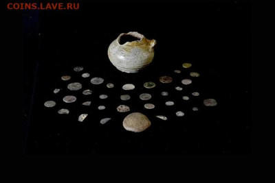 В Шотландии нашли клад XVII века. - 346968430988823