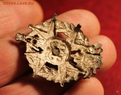 1-й лейб-драгунский Московский Императора Петра-I полк. - ПОЛКЛВОЙ ЗНАК. 1700-1900 г. Жетон СЕРЕБРО 1914-1915г 049.JPG