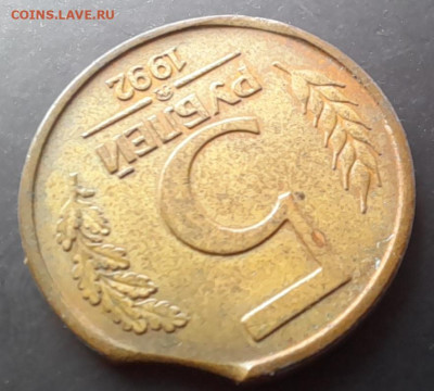 Выкус 5 рублей 1992г (нечастая монограмма) 29.10.23 22-00Мск - 20231023_161945