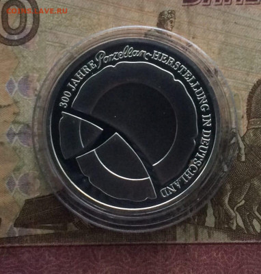 10 евро 2010 год 300 лет производству фарфора. Пруф-лайк - 42