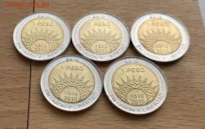 набор биметалл Аргентина 1 песо 2010 200 лет Аргентине 5 шт. - IMG_3269.JPG