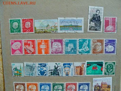 252 марки разных стран - DSC02828.JPG
