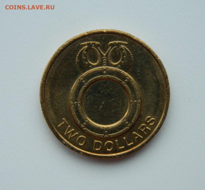Соломоновы острова 2 доллара 2012 г. до 04.01.24 - DSCN9024.JPG