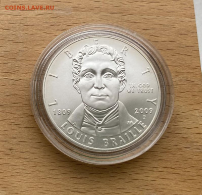 США 1 доллар 2009 200 лет со дня рождения Луи Брайля UNC - ssha_1_dollar_2009_200_let_so_dnja_rozhdenija_lui_brajlja_unc_krona_shajba_serebro_kapsula (2)