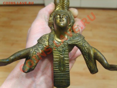 Бронзовая статуэтка монаха стоящего на руках - S8302895.JPG