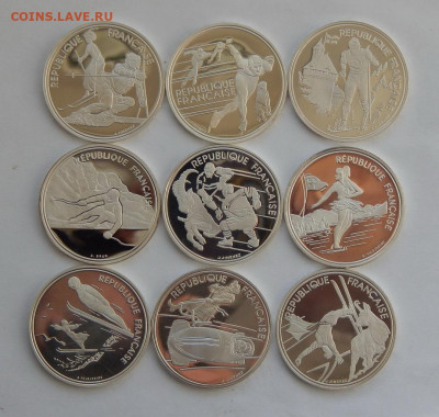 Полный набор серебряных монет олимпийские игры 1992г. в Альб - DSCN7172.JPG
