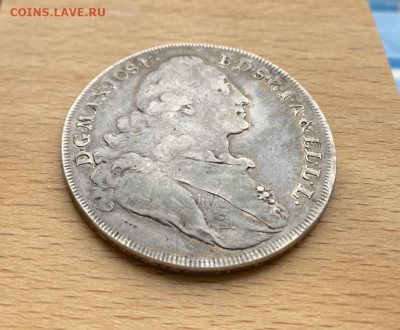 Курфюршество Бавария Максимилиан III Талер 1771 Дева Мария - kurfjurshestvo_bavarija_maksimilian_iii_taler_1771_deva_marija_krona_shajba_serebro (6)