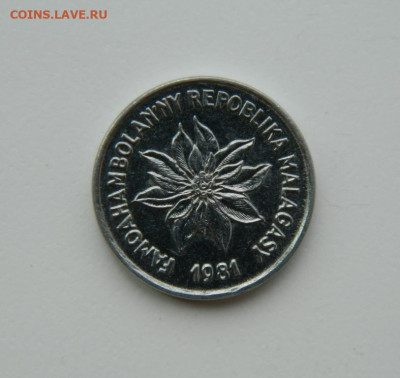 Мадагаскар 1 франк 1981 г. (Фауна) до 21.07.24 - DSCN9511.JPG