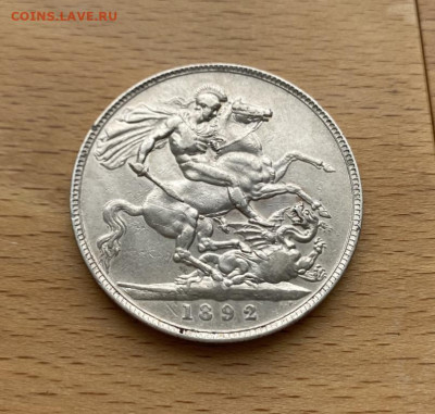 Великобритания 1 крона 1892 Королева Виктория Англия Серебро - velikobritanija_1_krona_1892_koroleva_viktorija_anglija_serebro_shajba_redkaja (3)