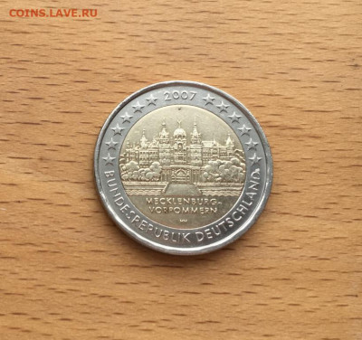 биметалл Германия 2 евро 2007 Мекленбург-Передняя Померания - bimetall_germanija_2_evro_2007_dvor_f_shverinskij_zamok_meklenburg_perednjaja_pomeranija