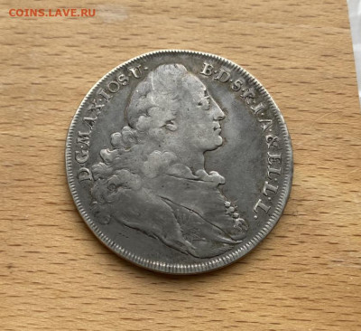Курфюршество Бавария Максимилиан III Талер 1771 Дева Мария - kurfjurshestvo_bavarija_maksimilian_iii_taler_1771_deva_marija_krona_shajba_serebro (3)