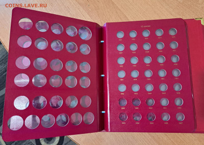 Альбомы из серии Коллекционеръ для монет Николая 2 и РСФСР - 20240825_125937
