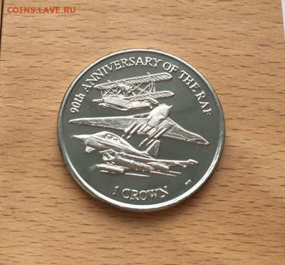 Крона Шайба Фолклендские острова 1 крона 2008 90 лет ВВС - krona_shajba_folklendskie_ostrova_1_krona_2008_90_let_korolevskim_vvs_velikobritanii_samolet_aviacija