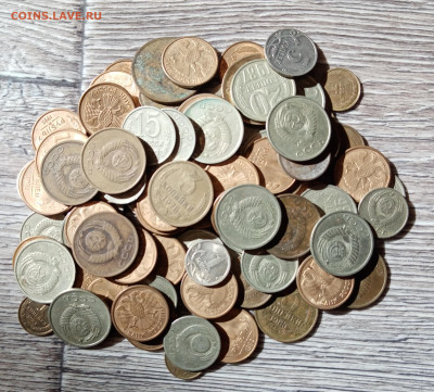 100 разных монет до 3. 10..2024г. 22.00 по Москве - м