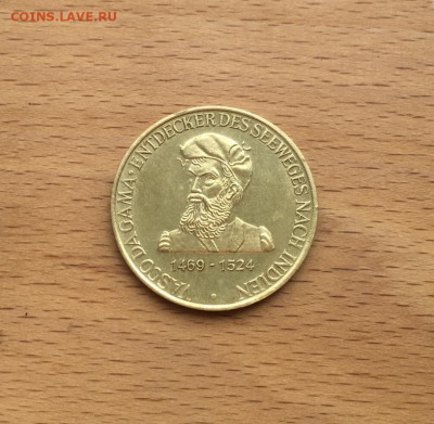 жетон Васко Да Гама 1469-1524 корабль парусник мореплаватель - zheton_vasko_da_gama_1469_1524_korabl_parusnik_flot_velikie_evropejskie_moreplavateli