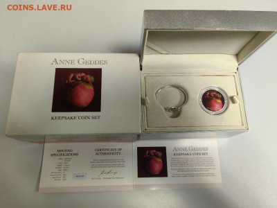 2дол 2012 Ниуэ-Анна Геддес Девочка на пионе, Ag999, до 31.10 - Я Анна Геддес Девочка-1