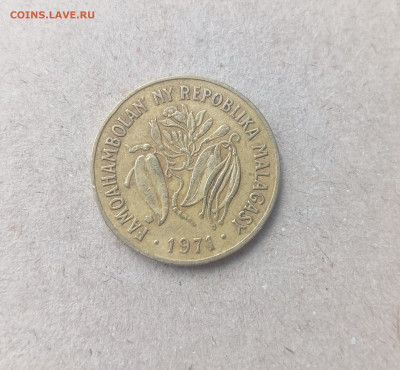 Мадагаскар 10 франков 1971 год - IMG20241107120002