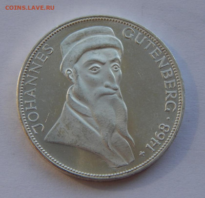 5 марок 1968 года. ФРГ. Иоганн Гутенберг - DSCN9429.JPG