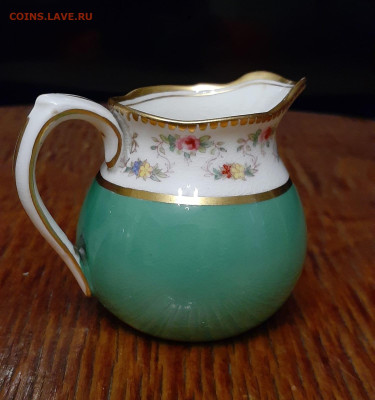 Сливочник фарфор  T. Goode & Co. South Audley St London W. - a73f66b5-5066-48f7-8a68-13995b35bb05.JPG