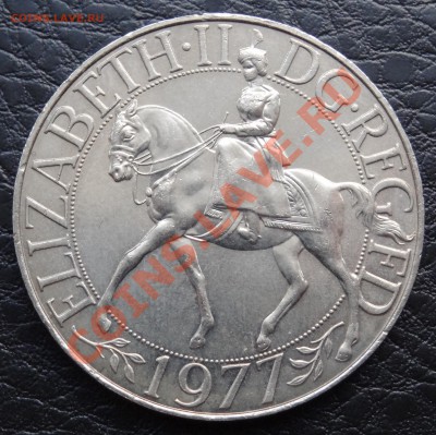 Великобритания 1 крона 1977 г. 25-летие правления Елизаветы - DSC00851.JPG