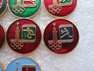 Олимпиада-80 Пиктограммы в круге с редким разнокрасом 05.01 - ои-80 дима 012.JPG