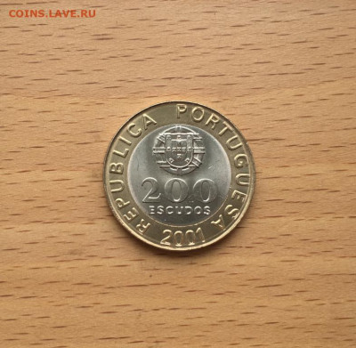 биметалл Португалия 200 эскудо 2001 из набора не частая - bimetall_portugalija_200_eskudo_2001_iz_nabora_ne_chastaja_tirazh_250_tys_sht