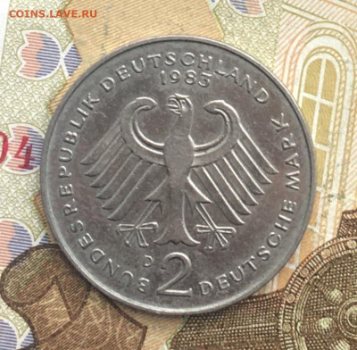ФРГ 2 марки 1983 D Курт Шумахер до 21.01.25 в 22.00 - IMG_E4447.JPG