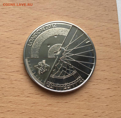 Крона Шайба Великобритания 5 фунтов 2012 Паралимпийские Игры - krona_shajba_velikobritanija_5_funtov_2012_paralimpijskie_igry_london_paralimpiada_sport_olimpiada