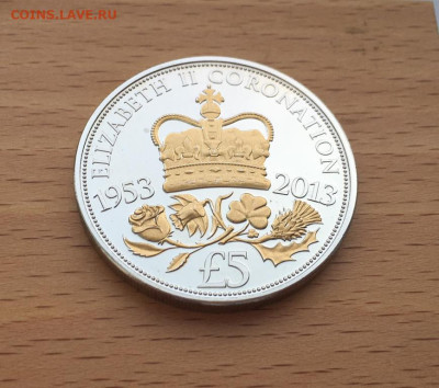 Крона Шайба Джерси 5 фунтов 2013 60 лет коронации Елизаветы - krona_shajba_dzhersi_5_funtov_2013_60_let_koronacii_elizavety (2)
