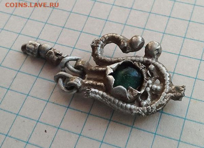 Серьга Голубец XVII-XVIII вв. серебро до 7.03. - серьга-голубец_Ag-стекло_17-18в_5