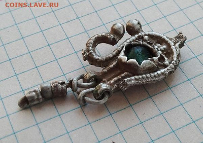 Серьга Голубец XVII-XVIII вв. серебро до 7.03. - серьга-голубец_Ag-стекло_17-18в_4
