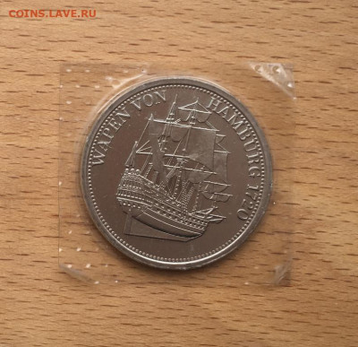 жетон медаль Корабль Гамбург 1720 Wapen Von Hamb - krona_shajba_zheton_medal_korabl_gamburg_1720_wapen_von_hamburg_blister_parusnik_flot