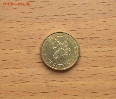 Монако 10 евроцентов 2002 Рыцарь - monako_10_evrocentov_2002_rycar