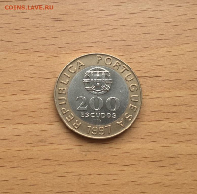 биметалл Португалия 200 эскудо 1997 - bimetall_portugalija_200_eskudo_1997