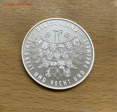 Жетон Медаль Германия Чемпионат Мира Футбол 2006 Кубок FIFA - zheton_medal_germanija_chempionat_mira_futbol_2006_kubok_fifa_fifa_pruf_proof_sport_krona_shajba (3)