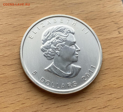 Крона Шайба Канада 5 долларов 2011 Кленовый Лист Серебро Унц - IMG_2004.JPG