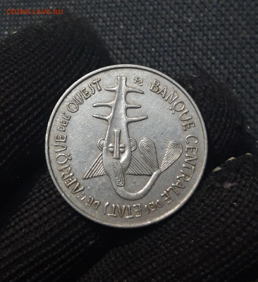 ЗАПАДНАЯ АФРИКА 100 франков 1969 года До 09.04 - 20241230_185141