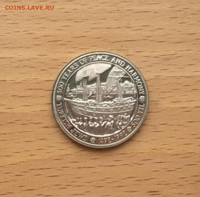 Турция 5000 лир 1992 500 лет мира и гармонии Корабль - turcija_5000_lir_1992_500_let_mira_i_garmonii_tureckie_evrei_korabl_parusnik_flot_pruf_proof