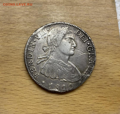 Мексика 8 реалов 1810 Король Испании Фердинанд VII Серебро - meksika_8_realov_1810_korol_ispanii_ferdinand_vii_serebro_krona_shajba_redkost