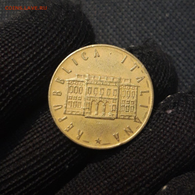 ИТАЛИЯ 200 ЛИР 1981 года До 05.05 - 20250308_002459