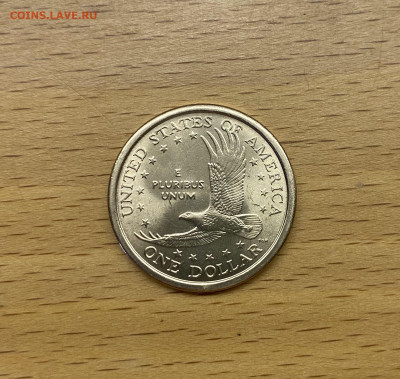 США 1$ доллар 2003 двор D Сакагавея Индианка Парящий Орёл UN - IMG_2298.JPG