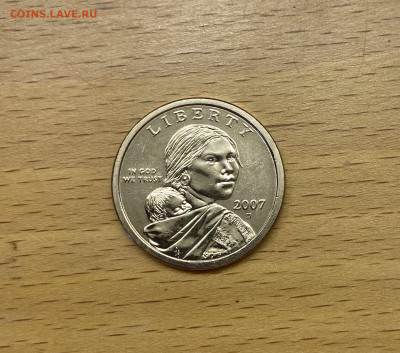 США 1$ доллар 2007 двор D Сакагавея Индианка Парящий Орёл UN - IMG_2307.JPG