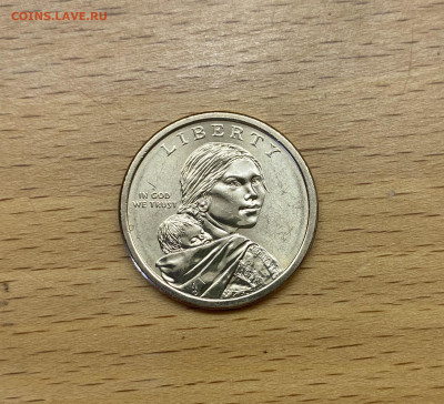 США 1$ доллар 2010 двор D Сакагавея Индианка Пояс Гайавата - IMG_2418.JPG
