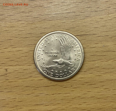 США 1$ доллар 2005 двор D Сакагавея Индианка Парящий Орёл UN - IMG_2439.JPG