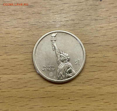 США 1$ доллар 2019 двор D Инновации Лампа накаливания - IMG_2404.JPG