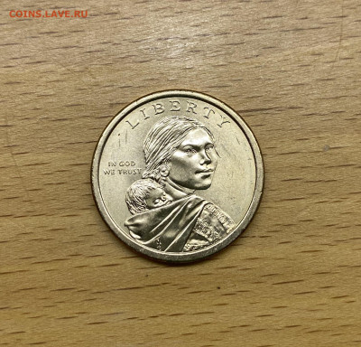США 1$ доллар 2009 двор P Сакагавея Индианка Три сестры - IMG_2478.JPG